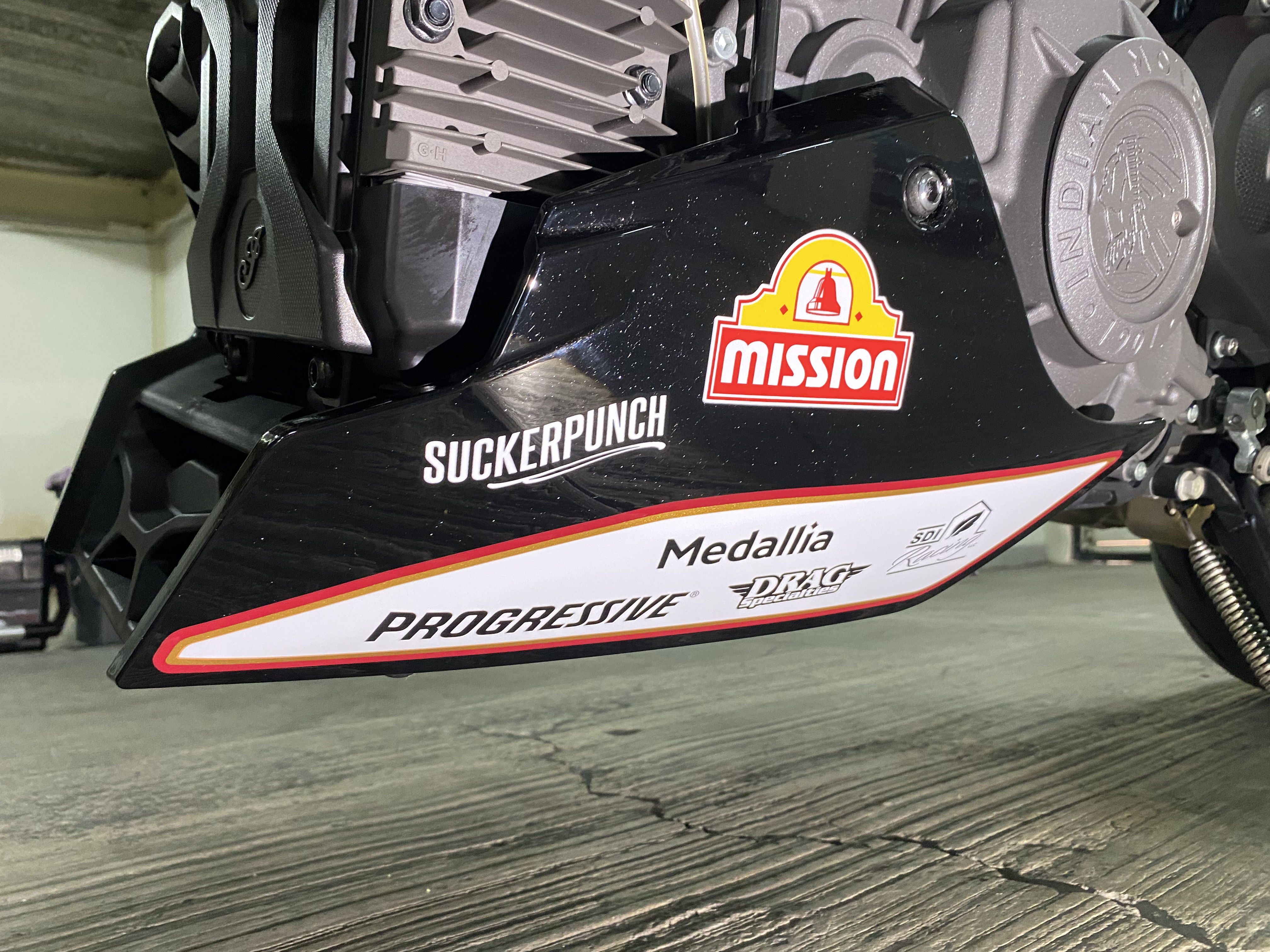 Moto sport — detallado premium