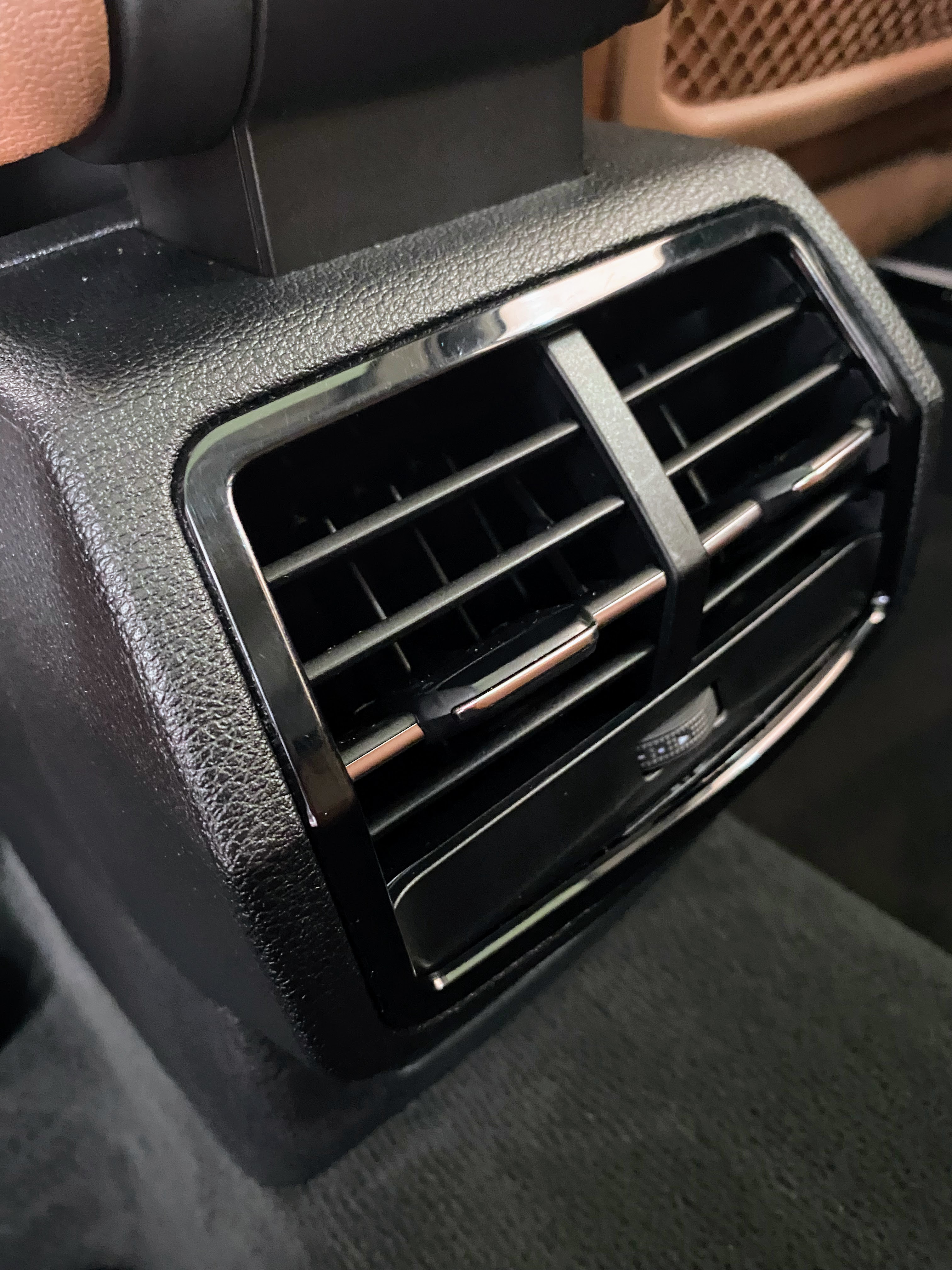 Van de lujo — asientos capitán quilted crema