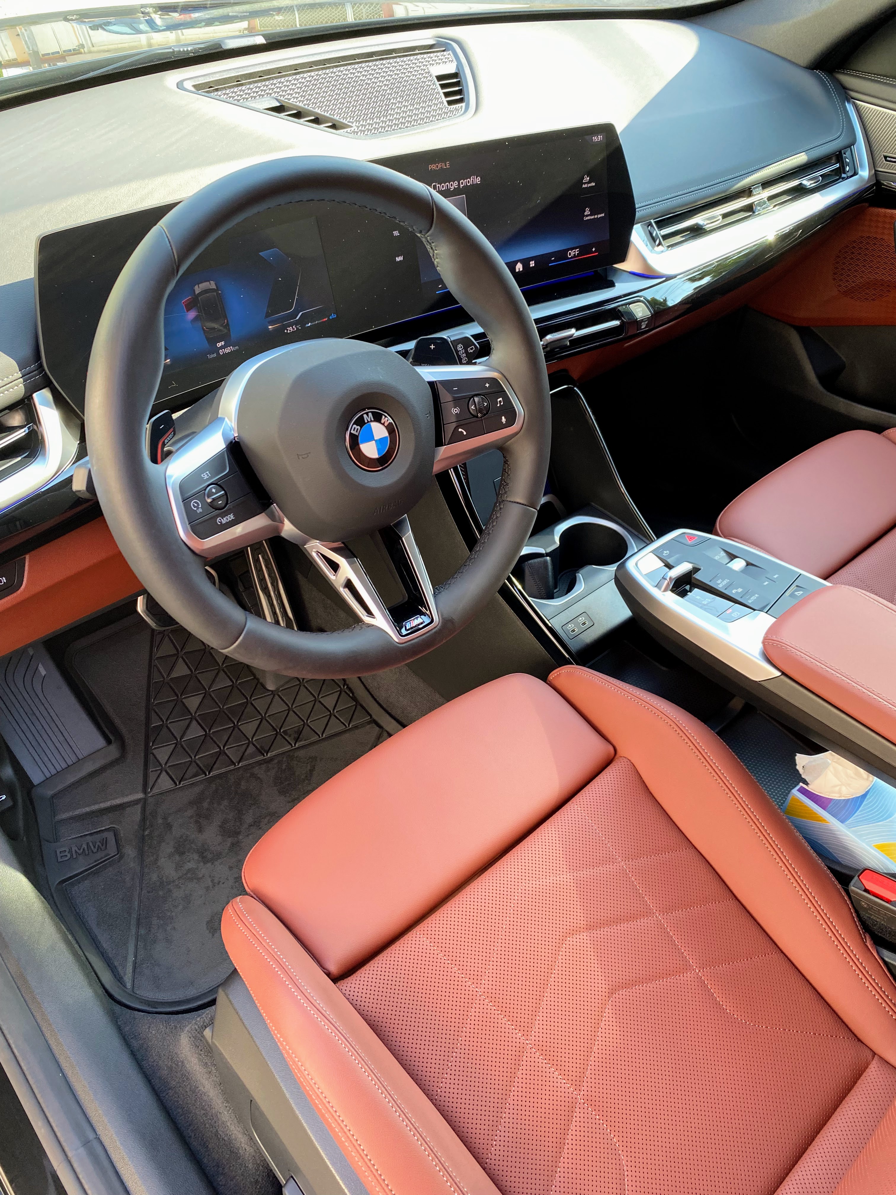 BMW — interior cuero terracotta impecable